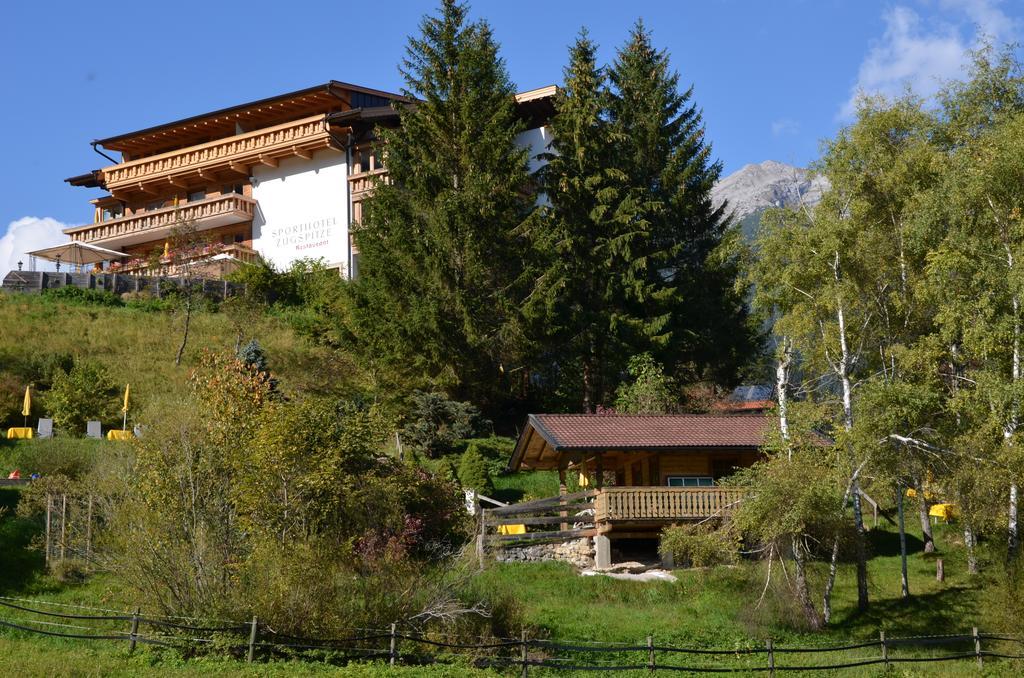 Sporthotel Zugspitze Lermoos Zewnętrze zdjęcie