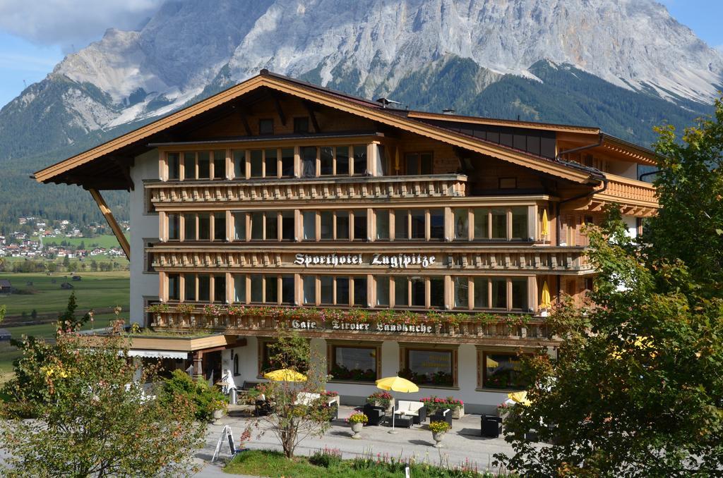 Sporthotel Zugspitze Lermoos Zewnętrze zdjęcie
