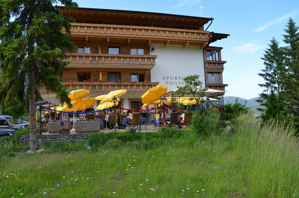 Sporthotel Zugspitze Lermoos Zewnętrze zdjęcie