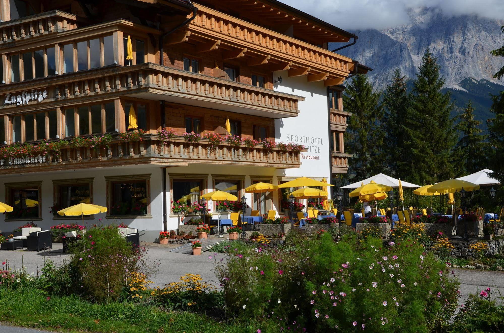 Sporthotel Zugspitze Lermoos Zewnętrze zdjęcie