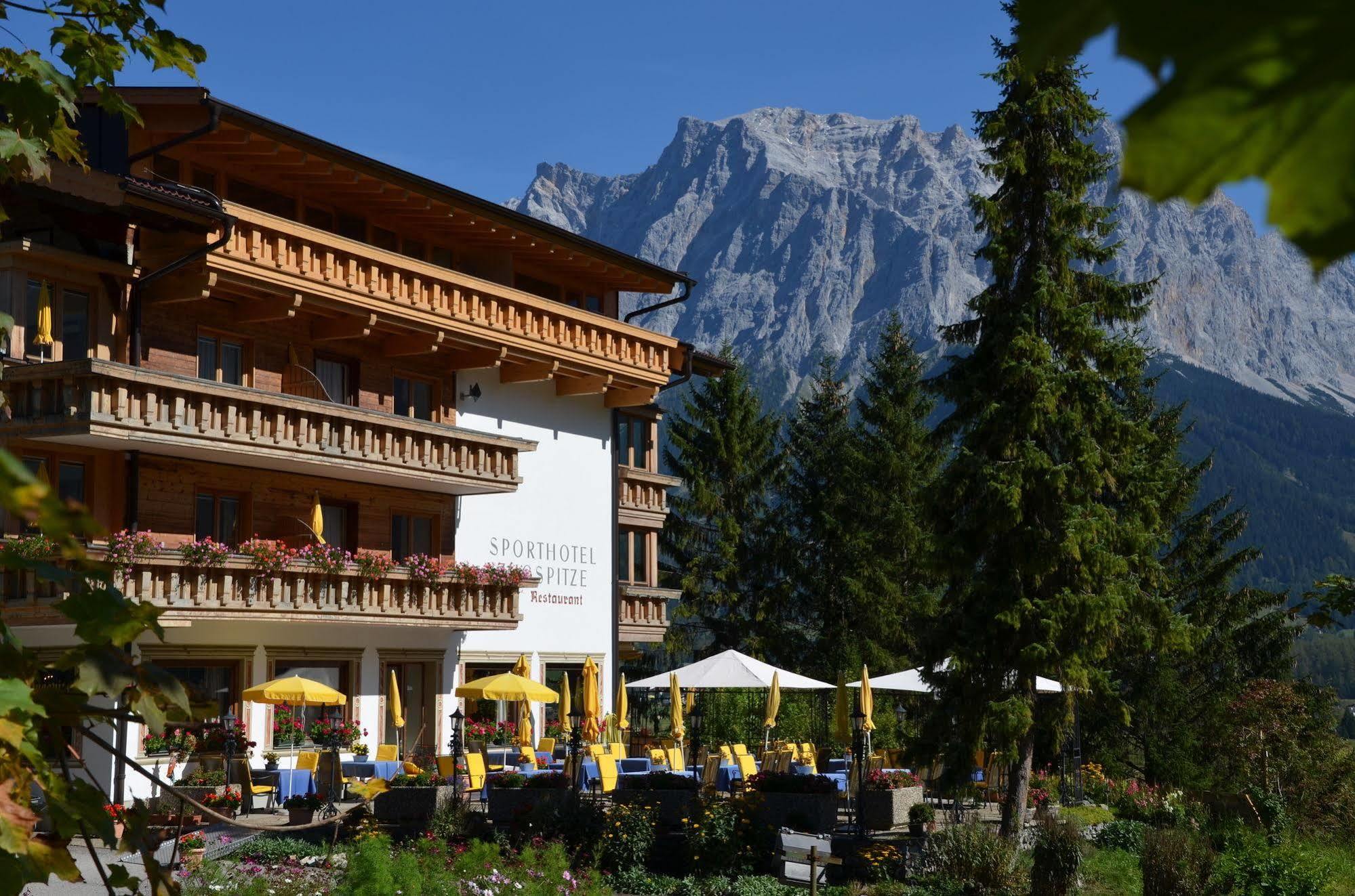 Sporthotel Zugspitze Lermoos Zewnętrze zdjęcie