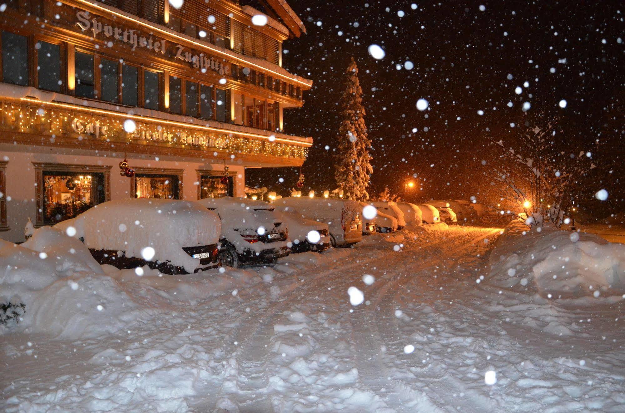 Sporthotel Zugspitze Lermoos Zewnętrze zdjęcie