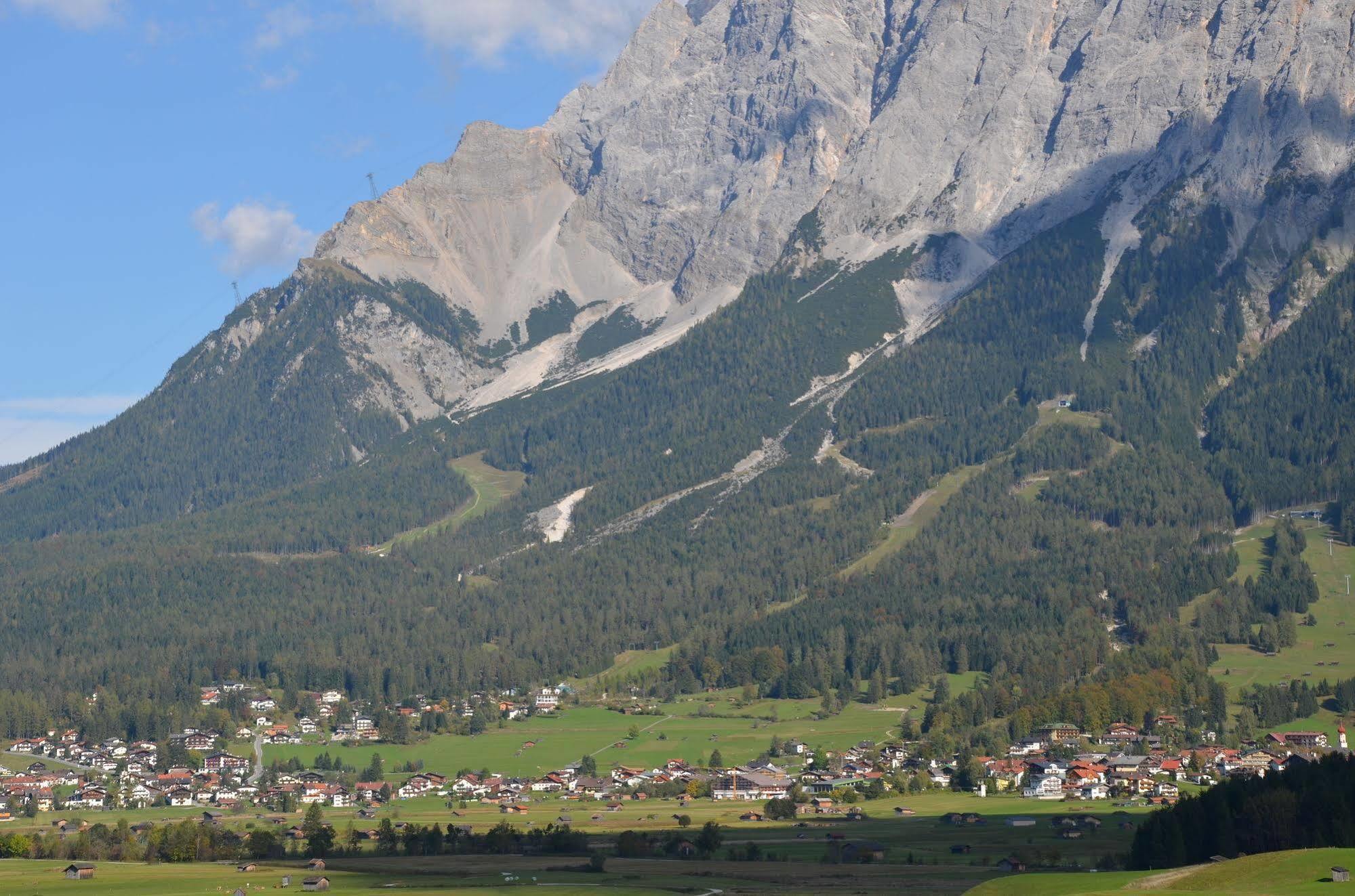 Sporthotel Zugspitze Lermoos Zewnętrze zdjęcie