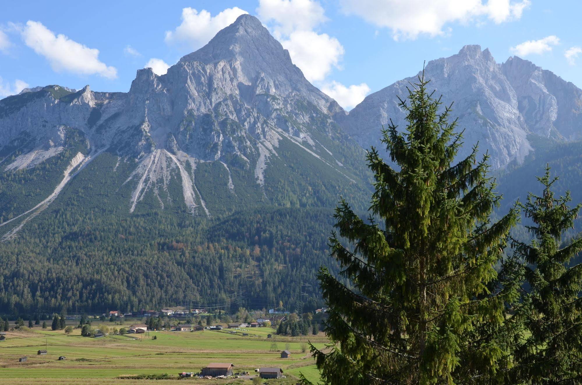 Sporthotel Zugspitze Lermoos Zewnętrze zdjęcie